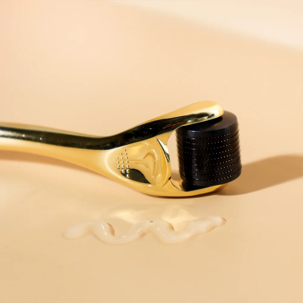 Hollie-Morse-SkinO2-Micro-Needle-Derma-Roller